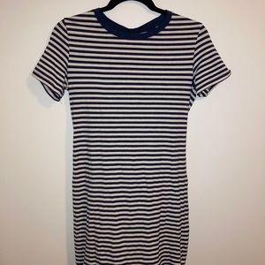 Fitted striped dress